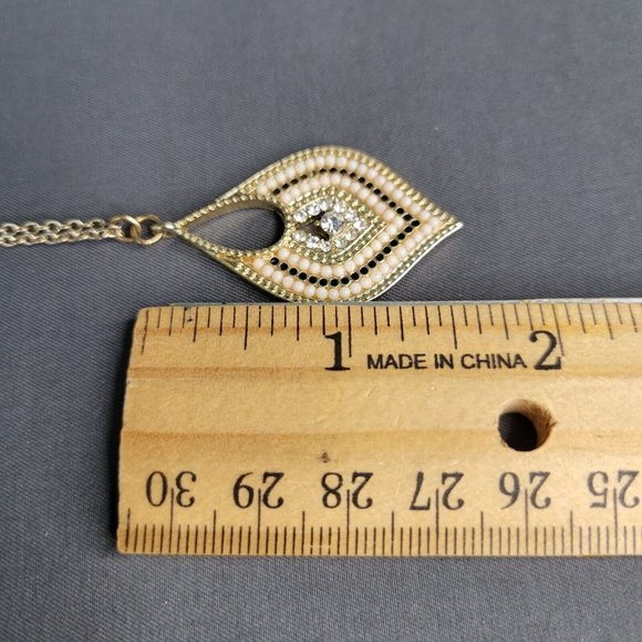 Charming Charlie Womens Gold Tone Leaf Shape Drop Pendant Fashion Necklace 18 in - Picture 7 of 9